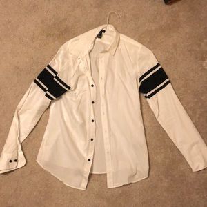 Forever 21 men’s large white button up